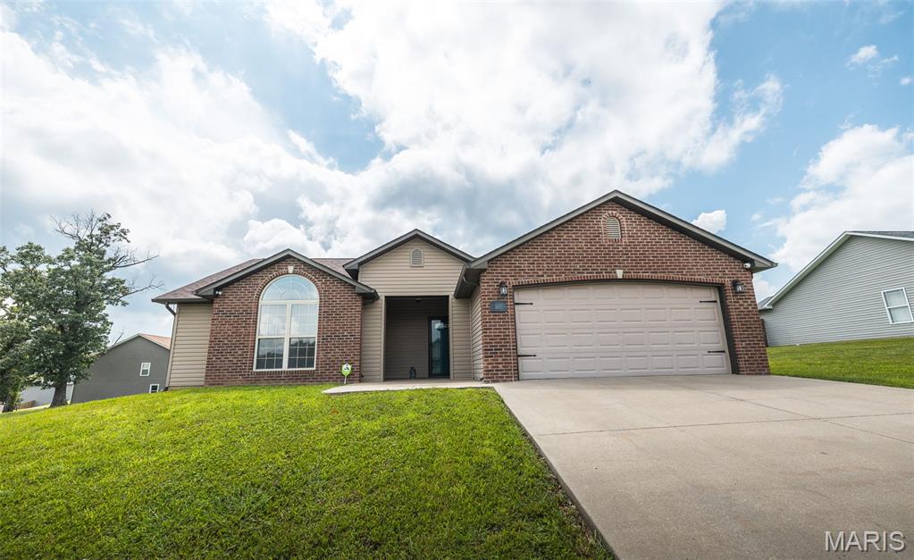 103 Maxwell Street Waynesville Missouri 3 bedroom 2 bathroom home for sale listed at $305,500
