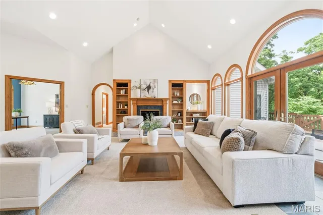 Living room — 64 Dumont Court Foristell Missouri real estate