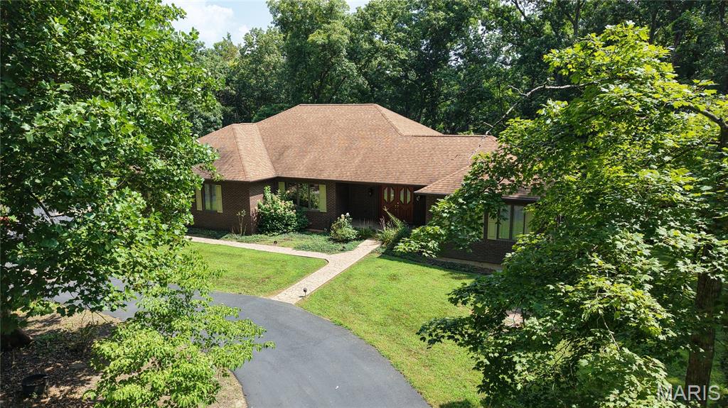 2758 Jacques Drive Bonne Terre Missouri 4 bedroom 3 bathroom home for sale listed at $445,000