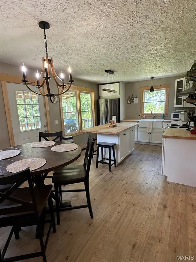 Primary bedroom — 14766 Boiling Springs Rd Licking Missouri real estate