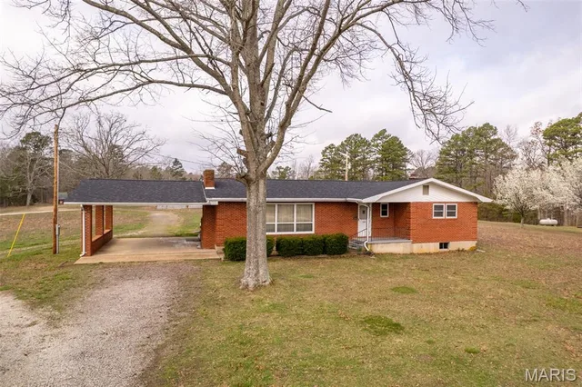 Front exterior — 60863 Highway 21 Ellington Missouri real estate