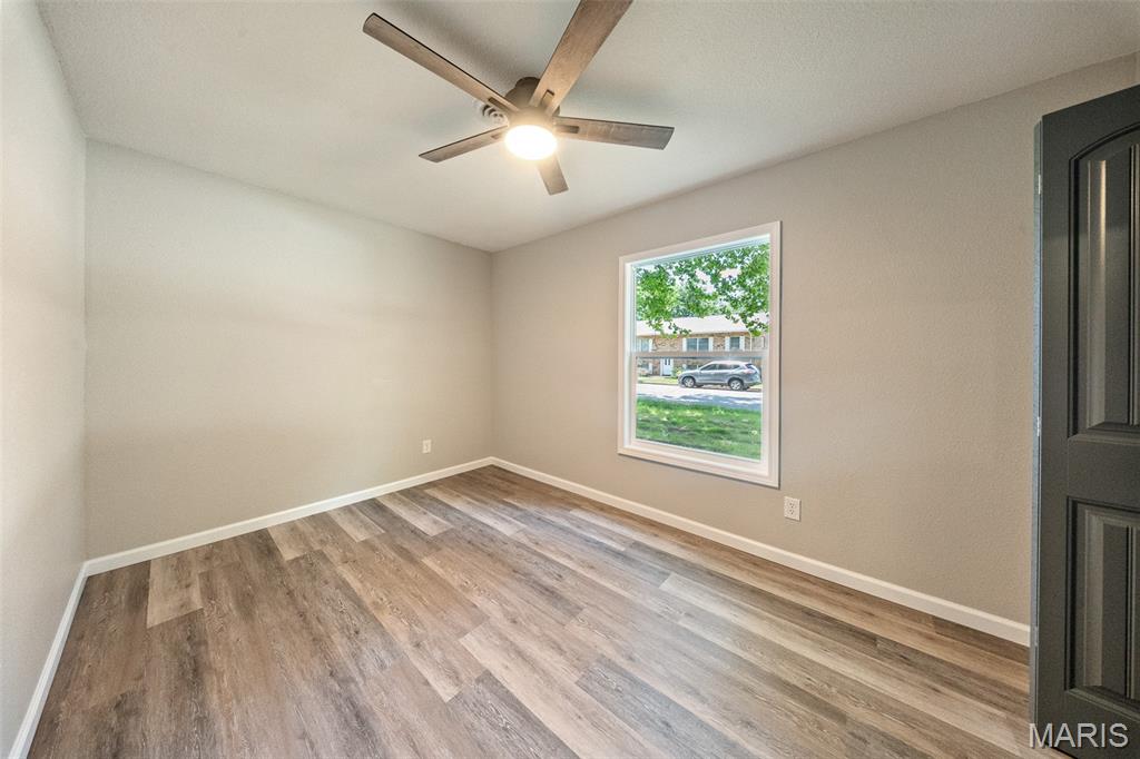 Primary bedroom — 108 Fox Creek Road Rolla Missouri real estate