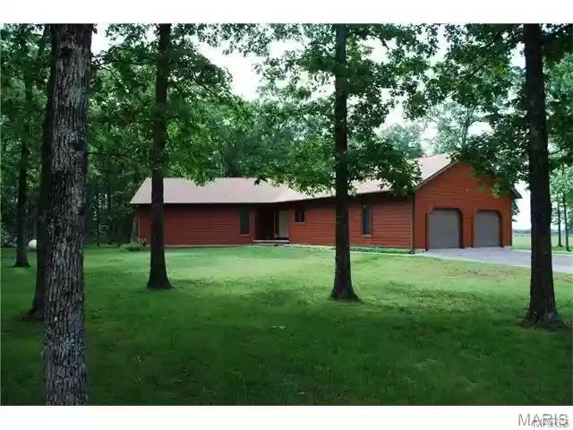 Front exterior — 18973 Dixon Road Licking Missouri real estate