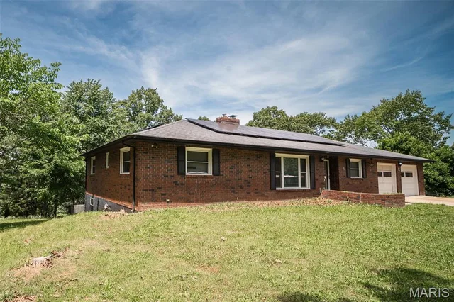 Front exterior — 9 Dogwood Drive Waynesville Missouri real estate