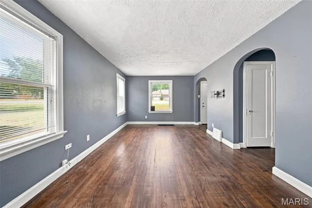 Kitchen — 704 E State Highway 72 Rolla Missouri real estate