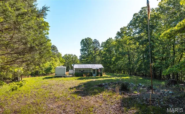 Living room — 60 acres Dogwood Ln Doniphan Missouri real estate