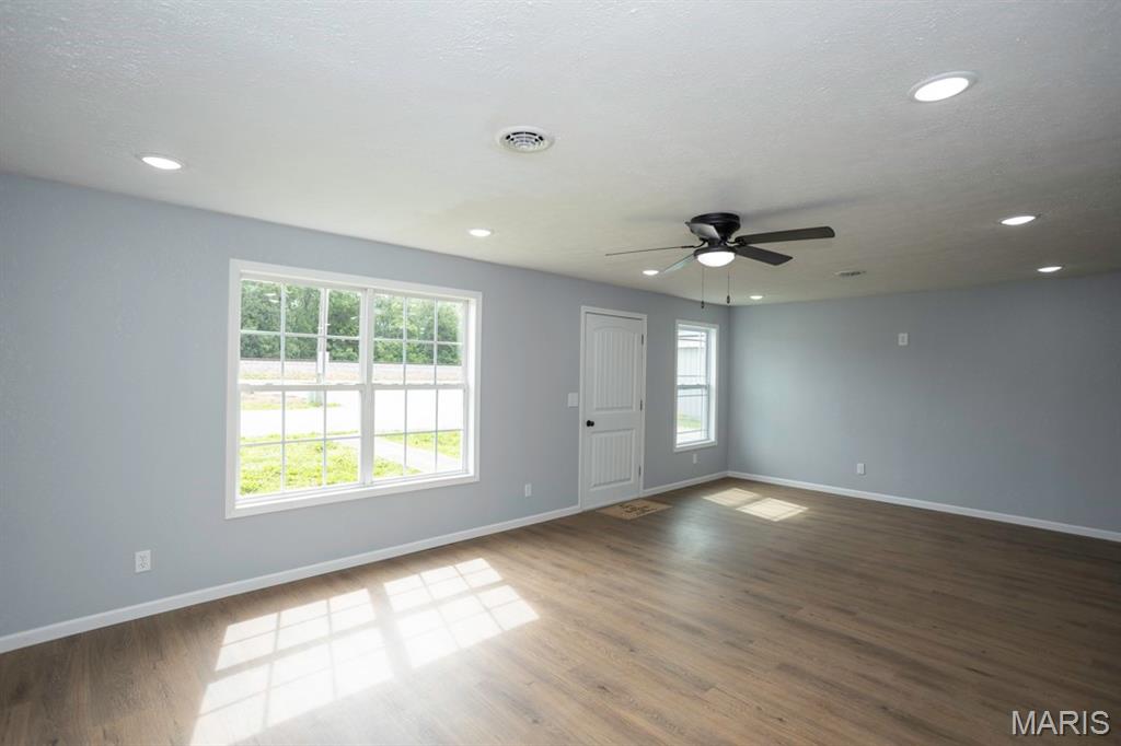 Living room — 322 S Commercial Street Crocker Missouri real estate