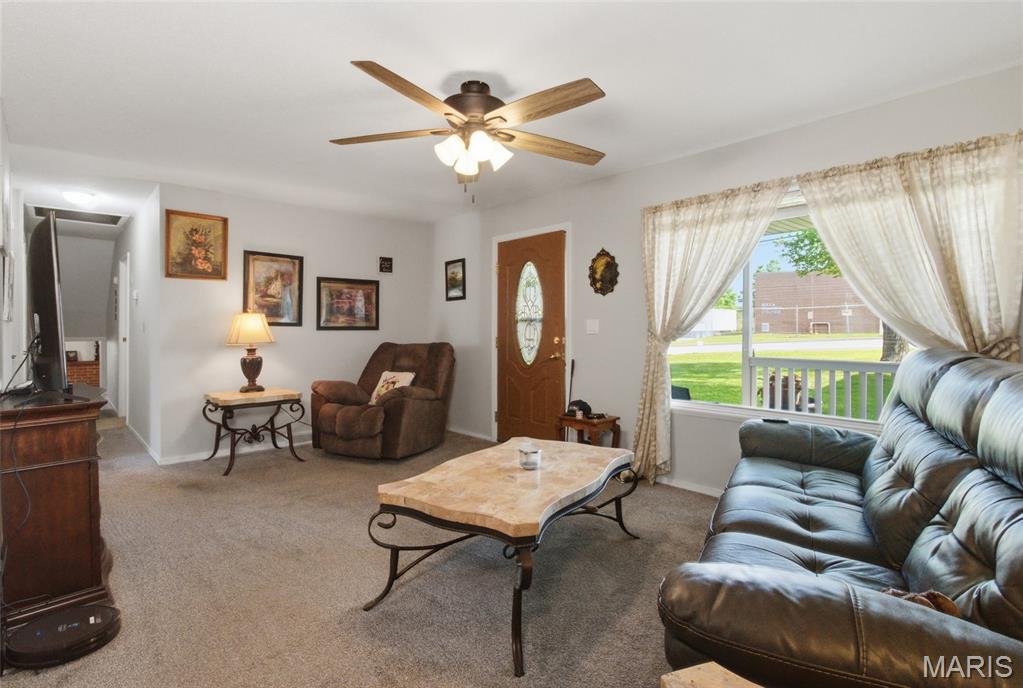 Kitchen — 601 Lanning Lane Rolla Missouri real estate