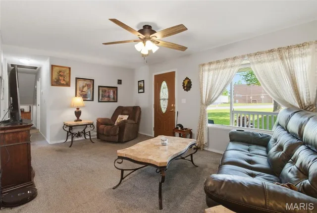 Kitchen — 601 Lanning Lane Rolla Missouri real estate