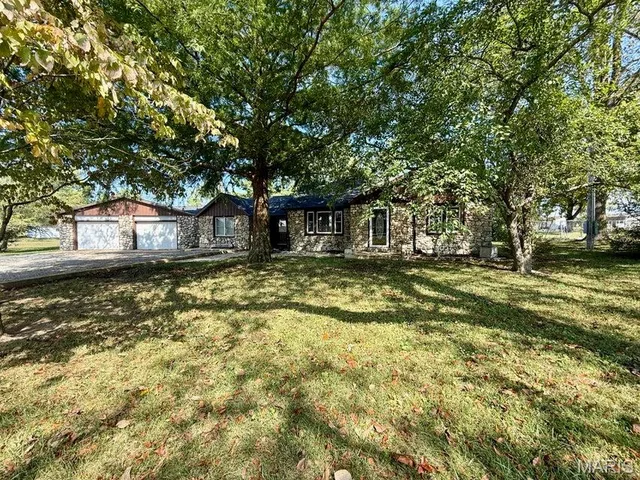 Front exterior — 235 Maple Avenue Licking Missouri real estate