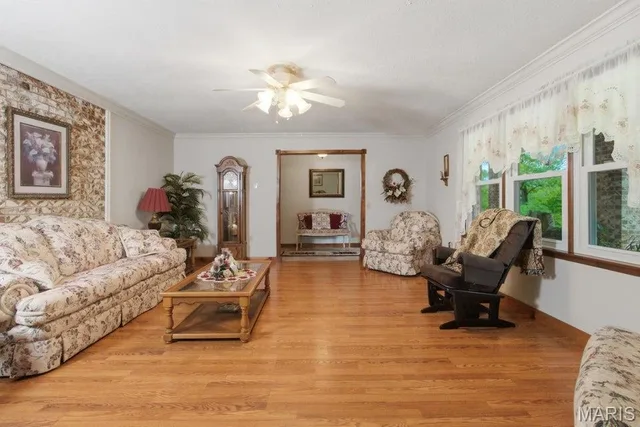 Primary bedroom — 16924 W Highway B Houston Missouri real estate