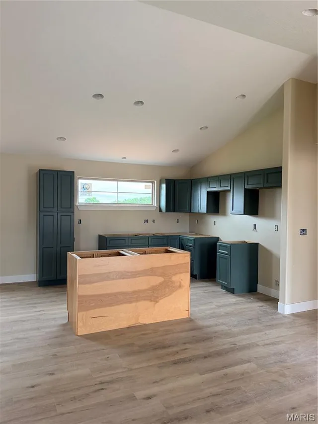 Living room — 40 Lot Teton Pass Waynesville Missouri real estate