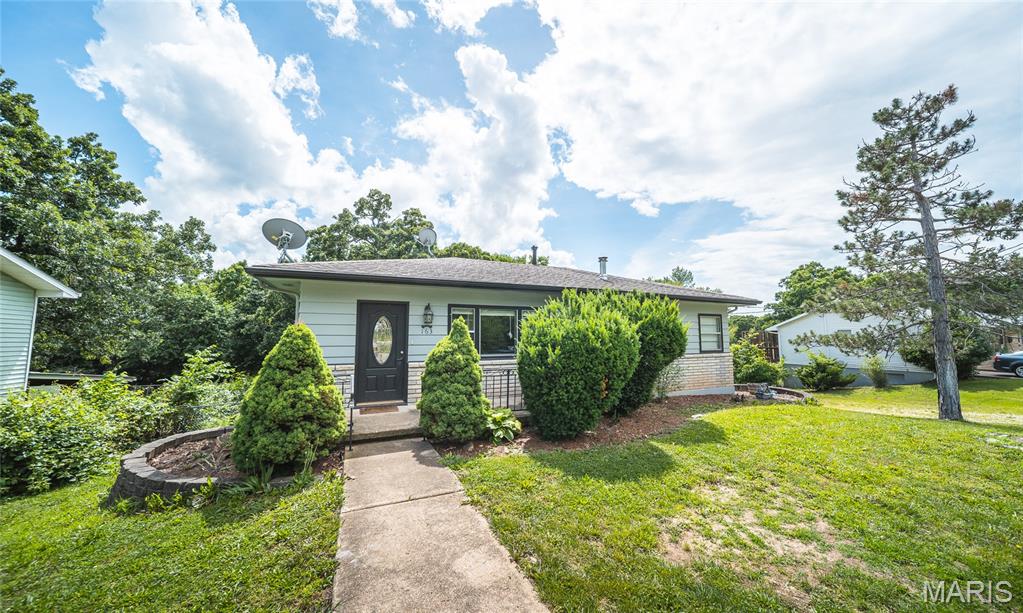163 Lakeview Drive
