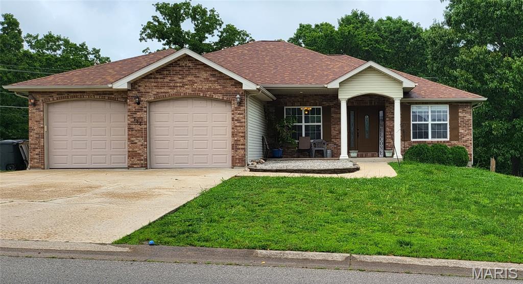 144 Ridgeview Drive St Robert Missouri 4 bedroom 3 bathroom home for sale listed at $315,000