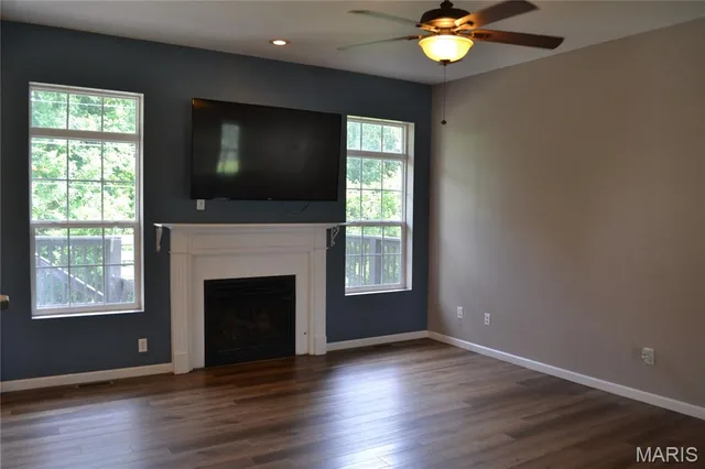 Living room — 144 Ridgeview Drive St Robert Missouri real estate