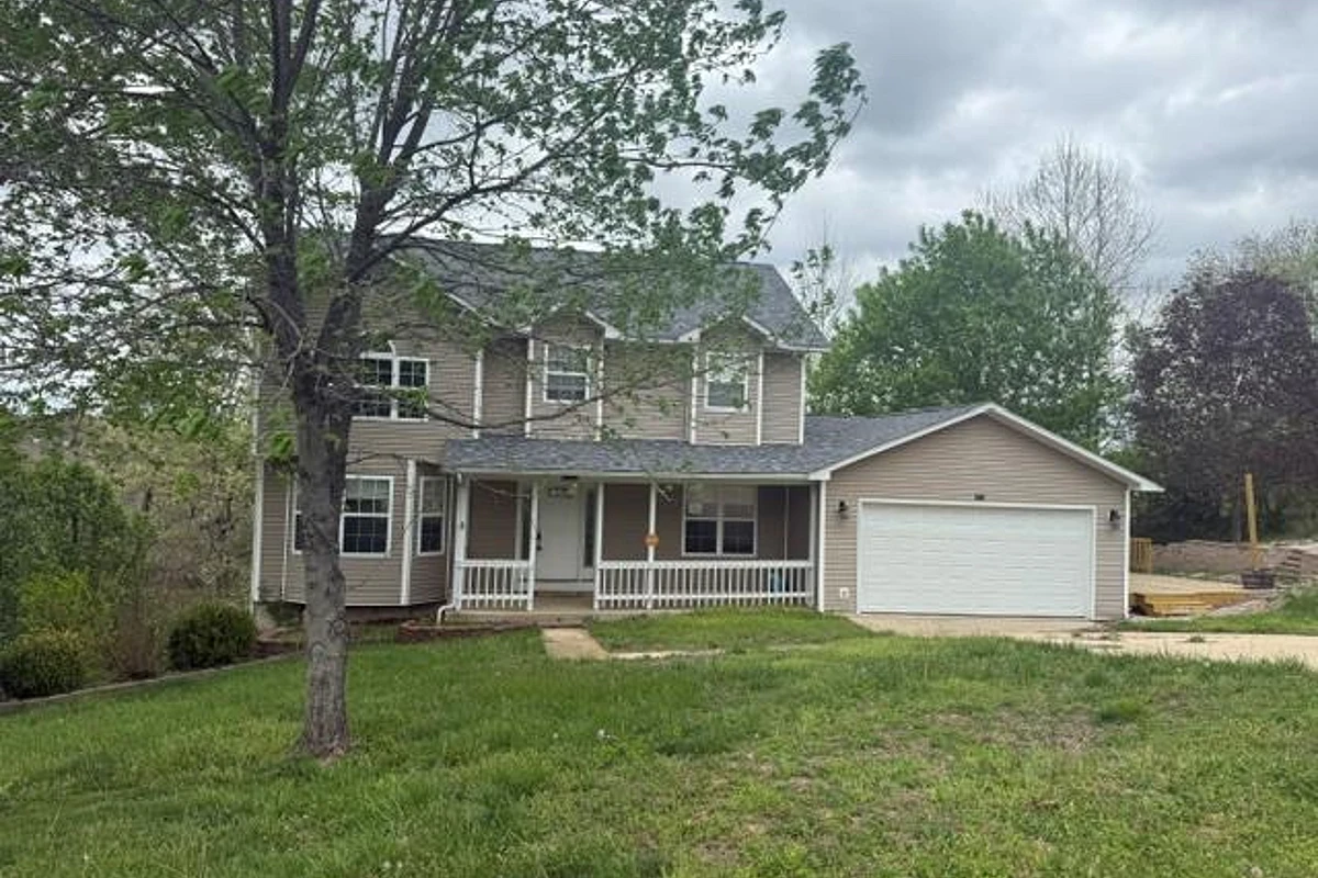 118 Dogwood Circle St Robert Missouri 4 bedroom 4 bathroom home for sale listed at $259,950