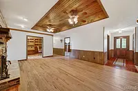 Primary bedroom — 2023 King James Road Lebanon Missouri real estate