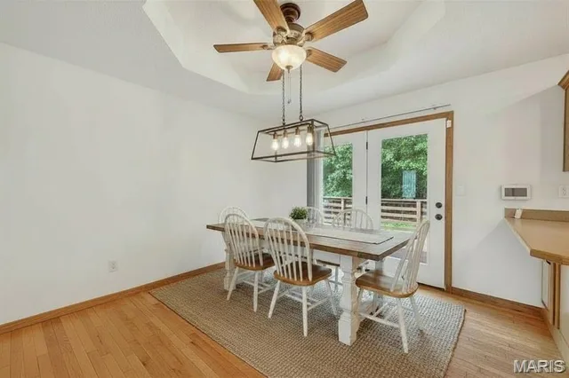 Living room — 20565 London Lane Waynesville Missouri real estate