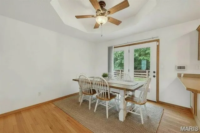 Living room — 20565 London Lane Waynesville Missouri real estate