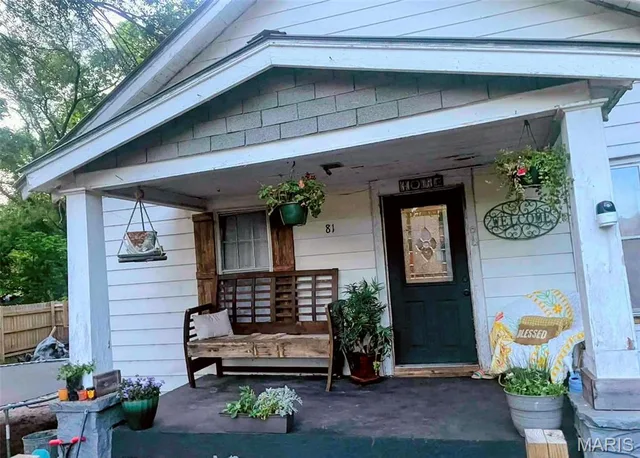 Front exterior — 81 E 3rd Street Newburg Missouri real estate