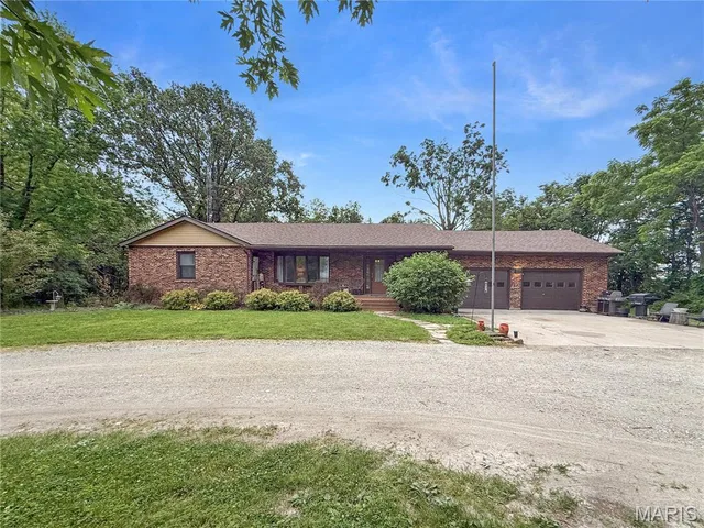 15541 Business Highway 61, Bowling Green MO