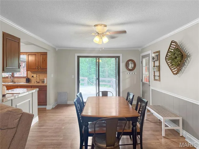 Kitchen — 15541 Business Highway 61 Bowling Green Missouri real estate