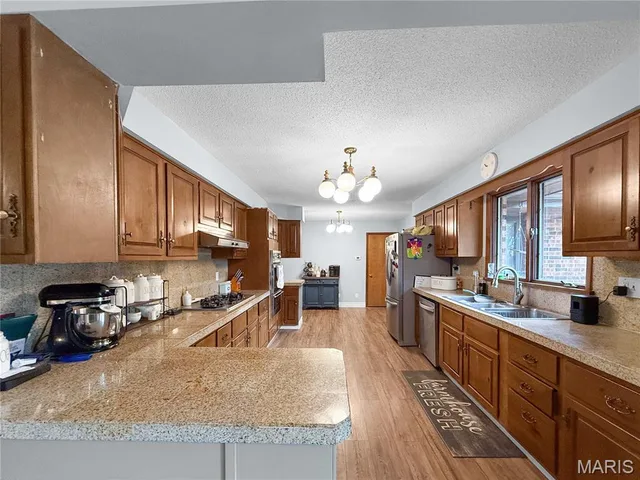 Primary bedroom — 15541 Business Highway 61 Bowling Green Missouri real estate