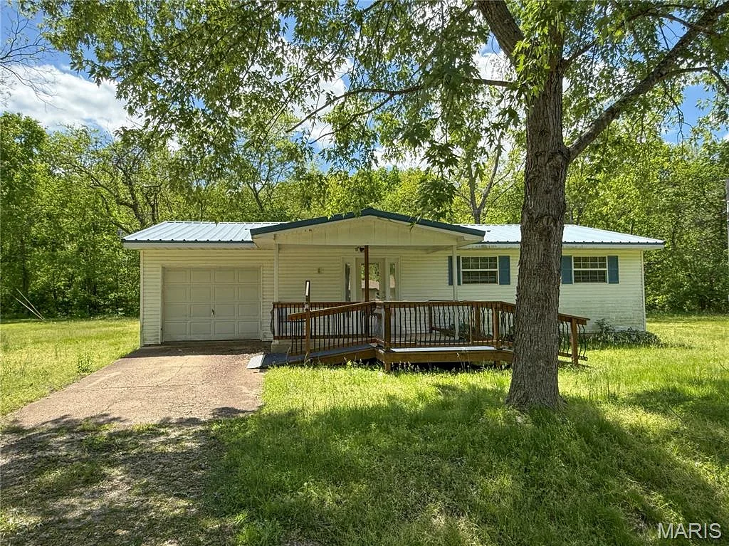 12660 Beaver Manor Rd