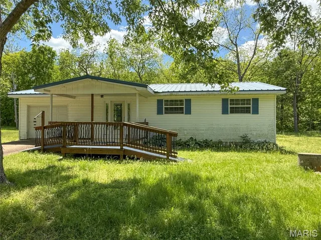 Front exterior — 12660 Beaver Manor Rd Rolla Missouri real estate