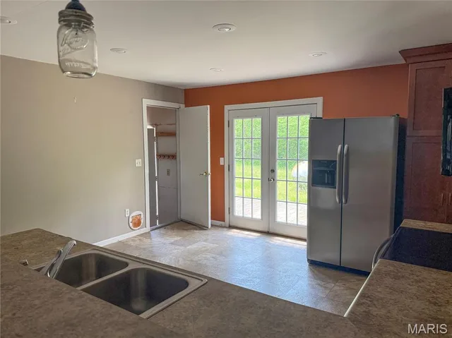 Kitchen — 12660 Beaver Manor Rd Rolla Missouri real estate