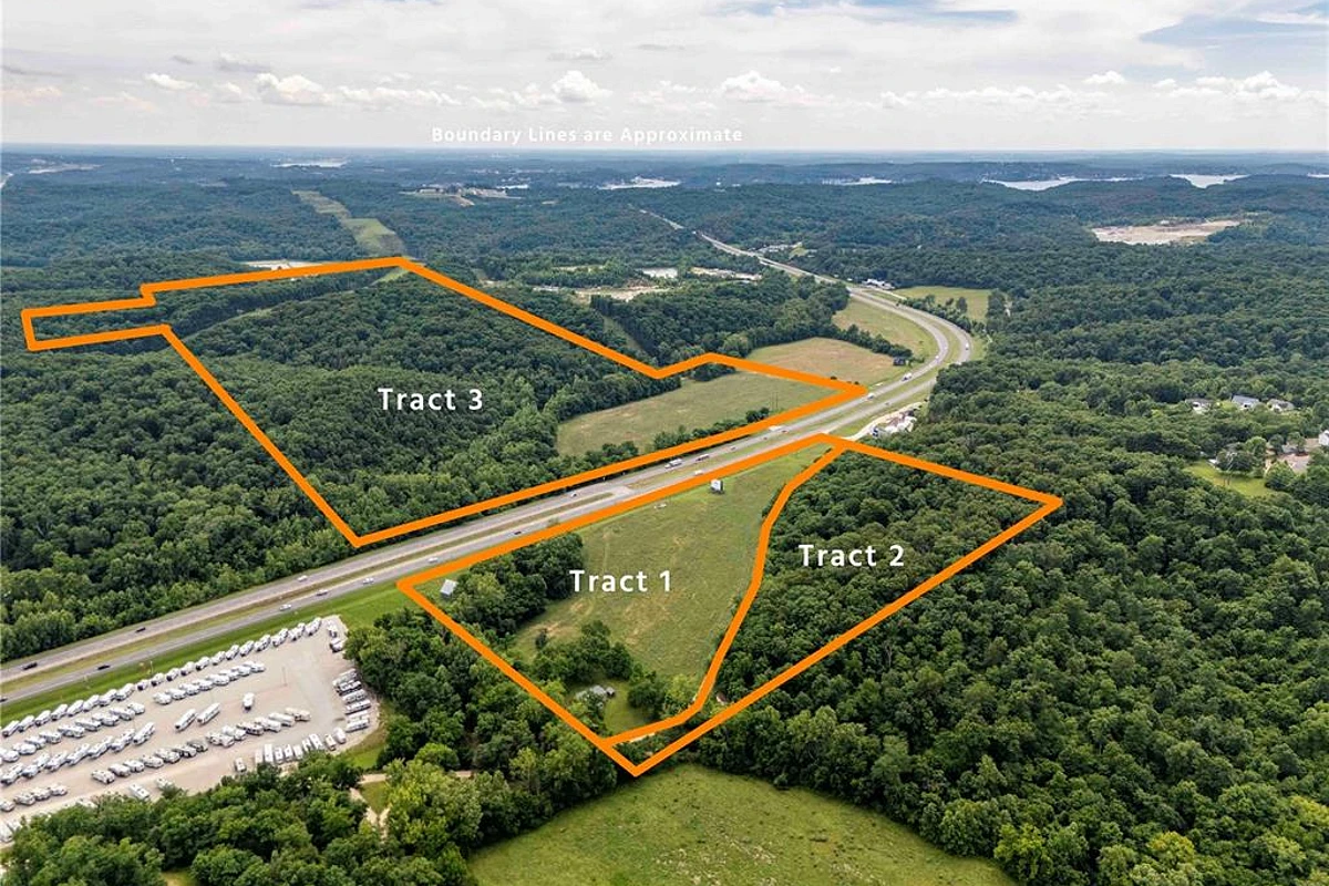 00 MO-54 Eldon Missouri home for sale listed at $1