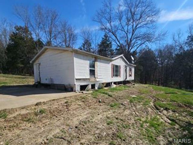Front exterior — 401 Hill Side Road De Soto Missouri real estate