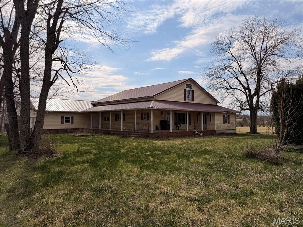 26474 Falcon Road Lebanon Missouri 3 bedroom 3 bathroom home for sale listed at $250,000
