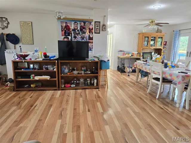 Primary bedroom — 15290 Highway Bb Richland Missouri real estate