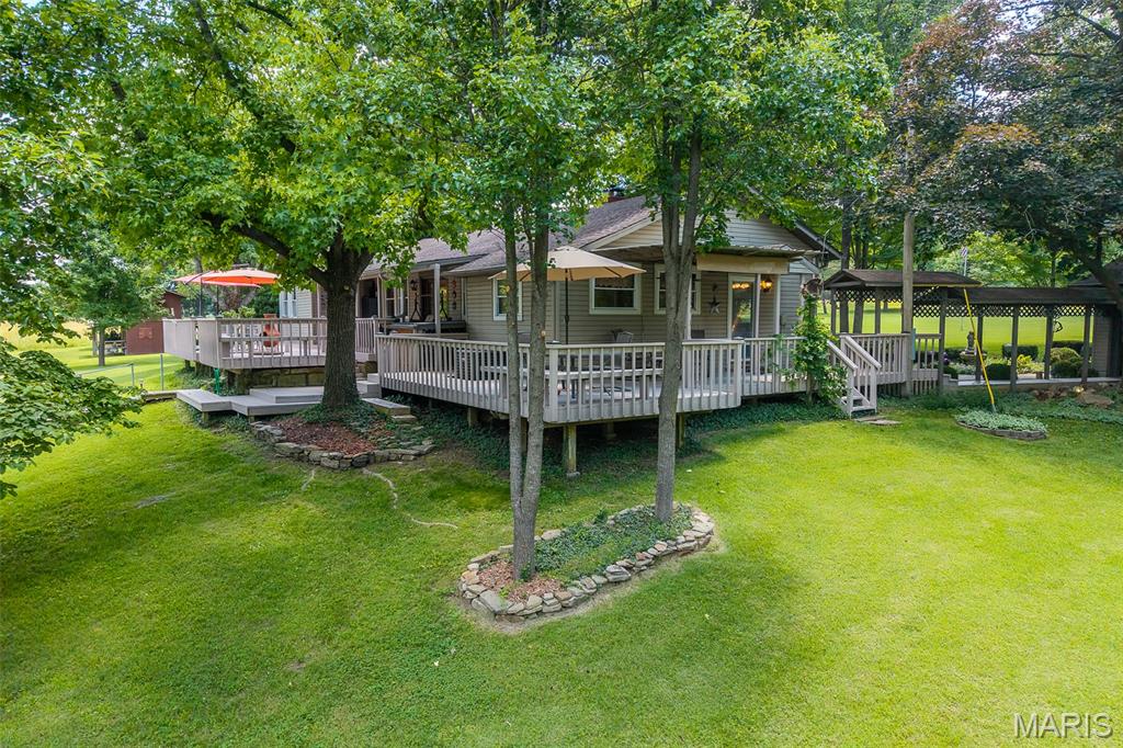 Front exterior — 31197 Hidden Hills Road Richland Missouri real estate