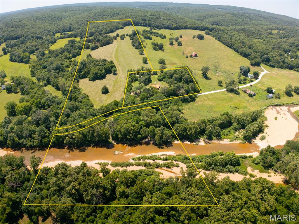 68 Dillard Mill Road, Davisville MO