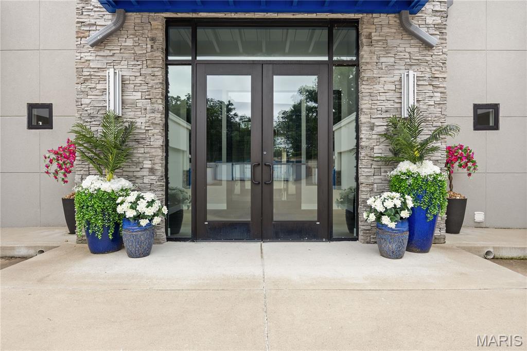 Front exterior — 40 Just Us Place Sunrise Beach Missouri real estate