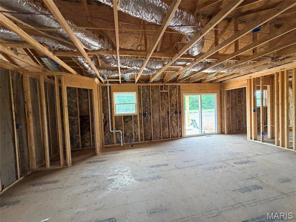 Primary bedroom — 31125 Old Highway 5 Lebanon Missouri real estate