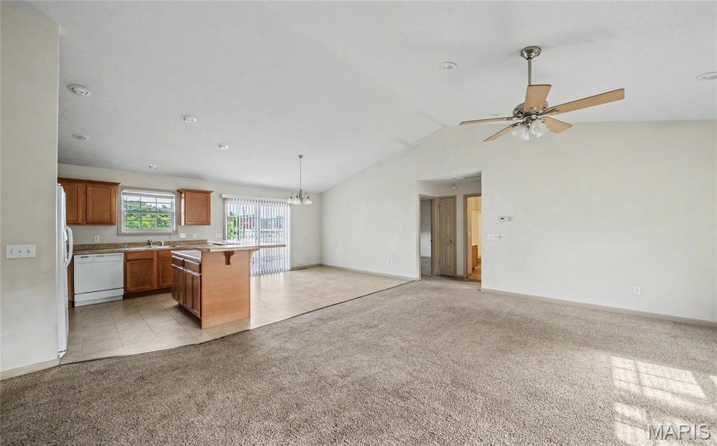 Kitchen — 545 Maplewood Drive Rolla Missouri real estate