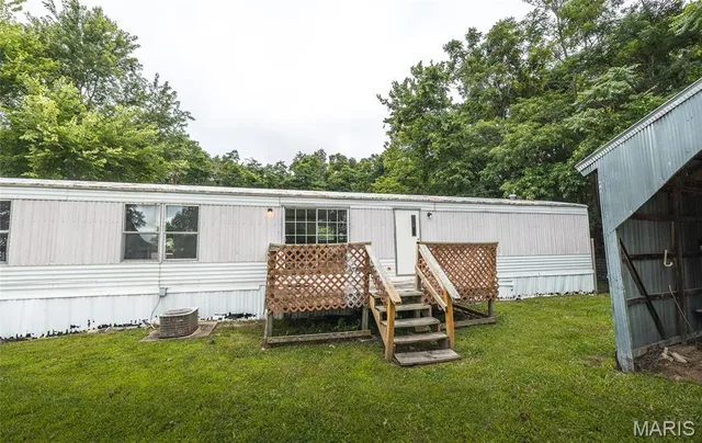 Front exterior — 404,406,408 N Frisco Street Crocker Missouri real estate