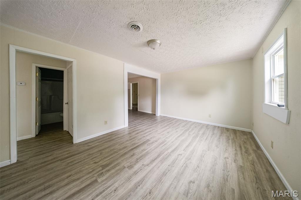 Living room — 15020 Hackney Drive St Robert Missouri real estate