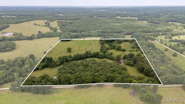 30 +/- AC 220th Road, Halfway MO real estate