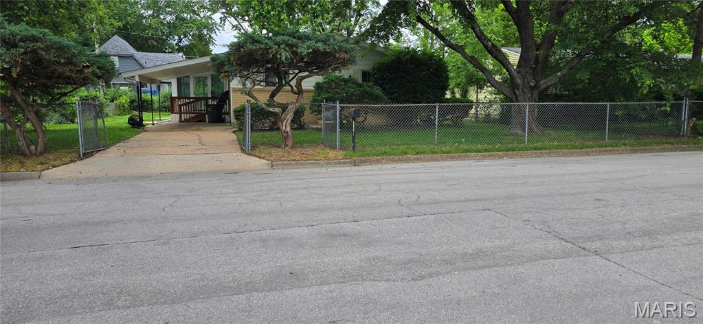 8 Redbud Lane Rolla Missouri 3 bedroom 2 bathroom home for sale listed at $225,000