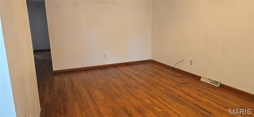 Living room — 8 Redbud Lane Rolla Missouri real estate