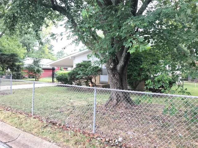 Front exterior — 8 Redbud Lane Rolla Missouri real estate