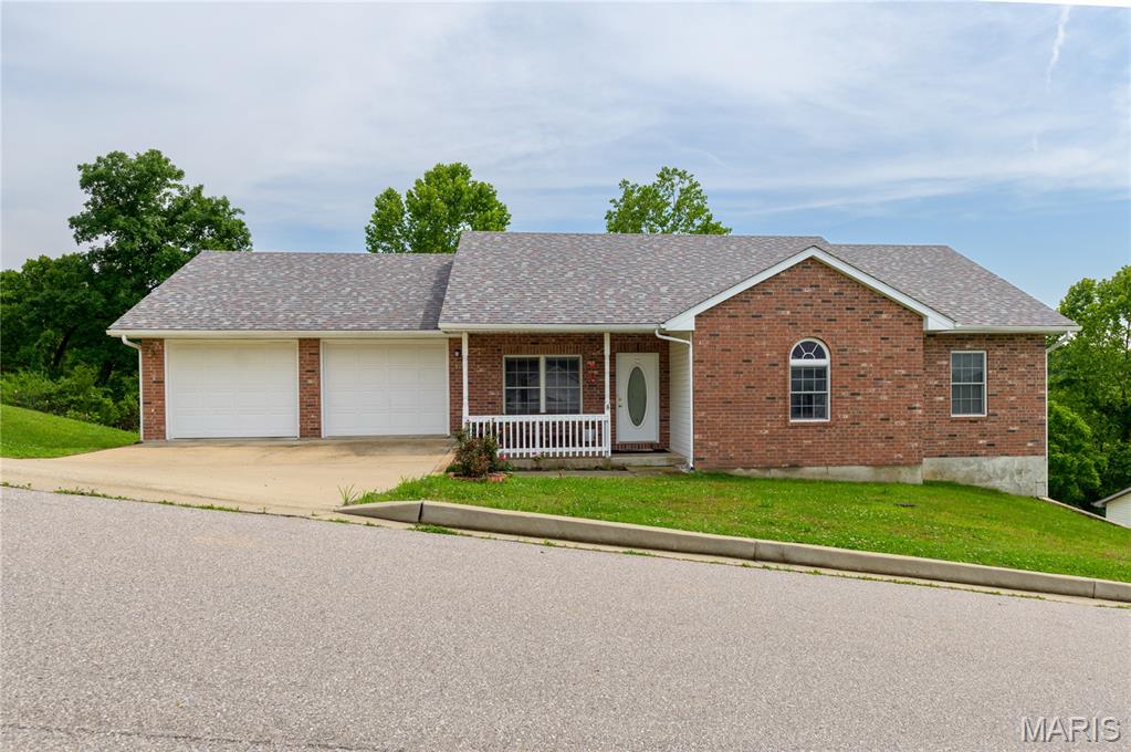 160 Sawmill Road, St Robert MO