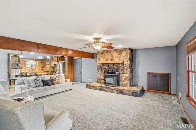 Kitchen — 30998 Gifford Trail La Plata Missouri real estate