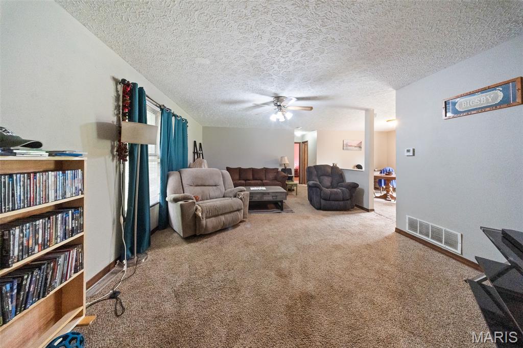 Kitchen — 13070 Private Drive 8505 Newburg Missouri real estate