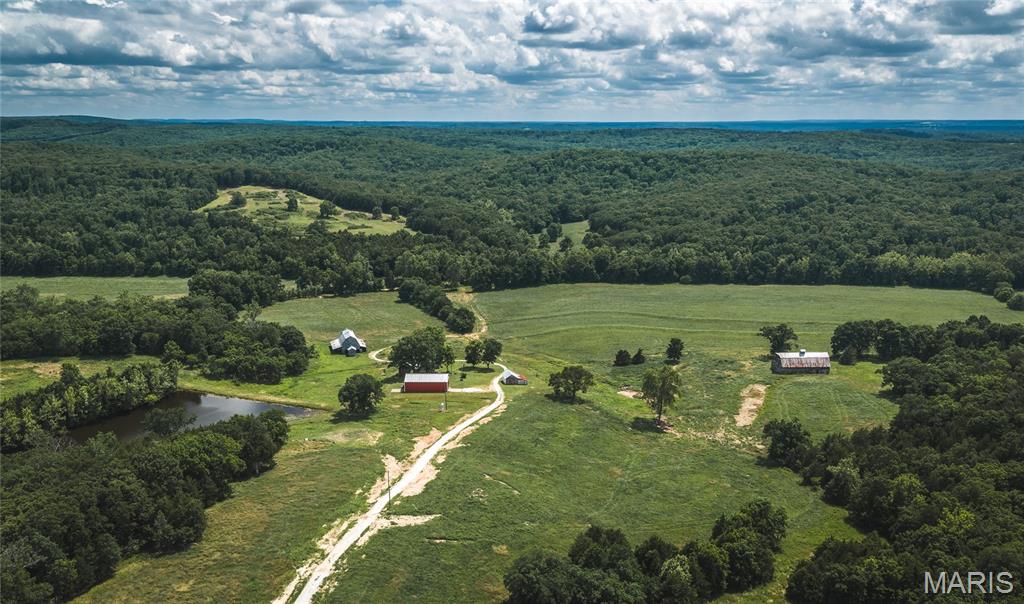 17197 Maries Road 318 Vienna Missouri 4 bedroom 1 bathroom home for sale listed at $7,573,500