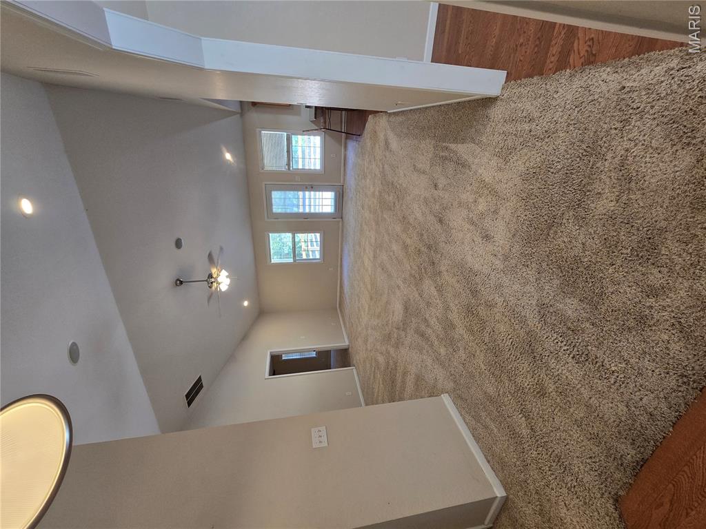 Primary bedroom — 21120 Layla Road Waynesville Missouri real estate
